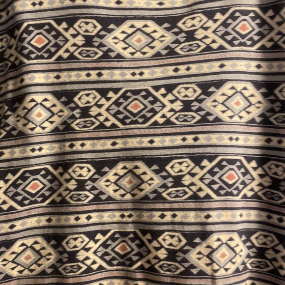 Men’s large BDG standard crew neck Psychedelic pattern - Picture 3 of 5